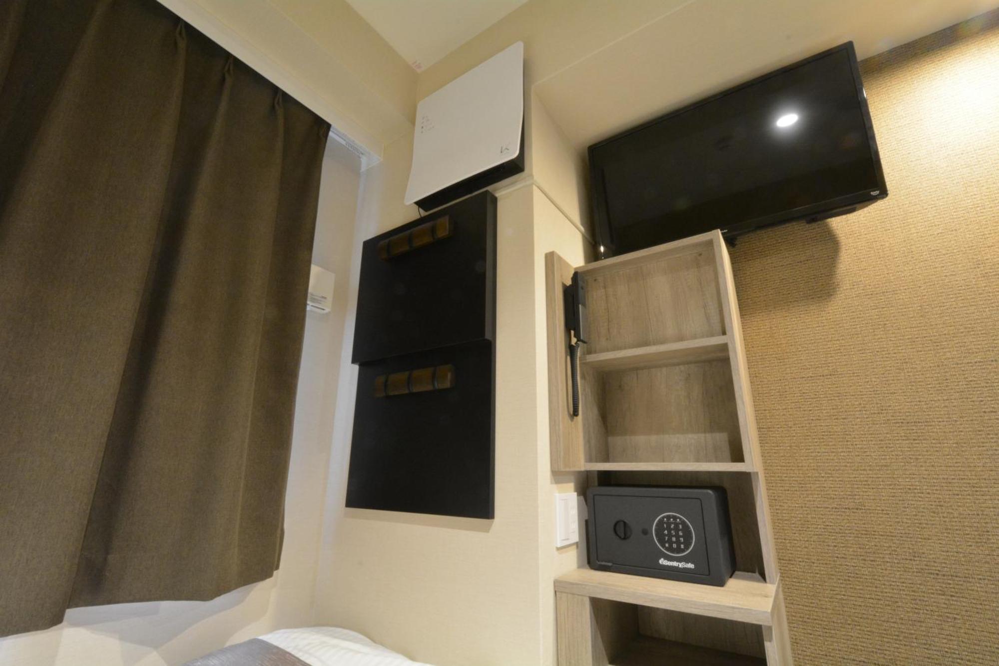 Hotel Sanrriott Shinsaibashi Осака Екстер'єр фото